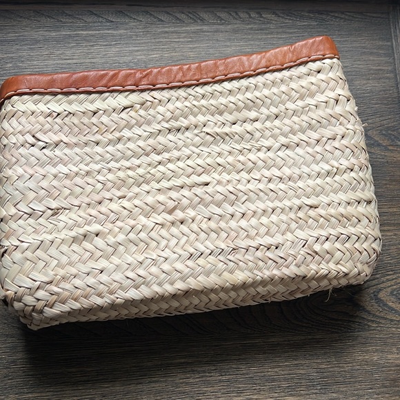 Cute straw clutch - Picture 2 of 2